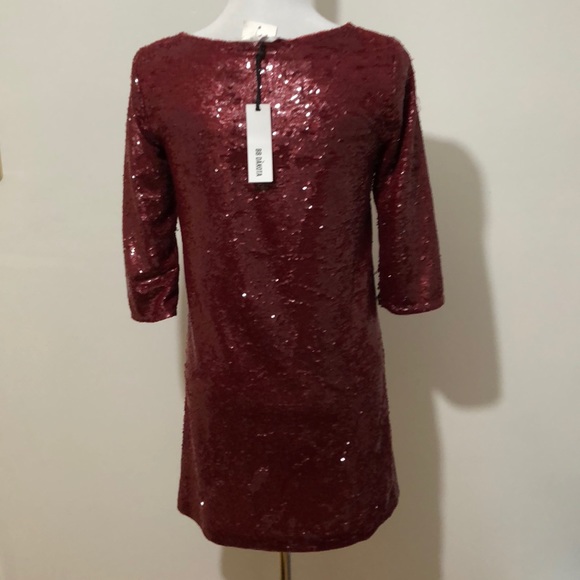 B.B. Dakota mini sequin dress with defects  H1 - Picture 4 of 7